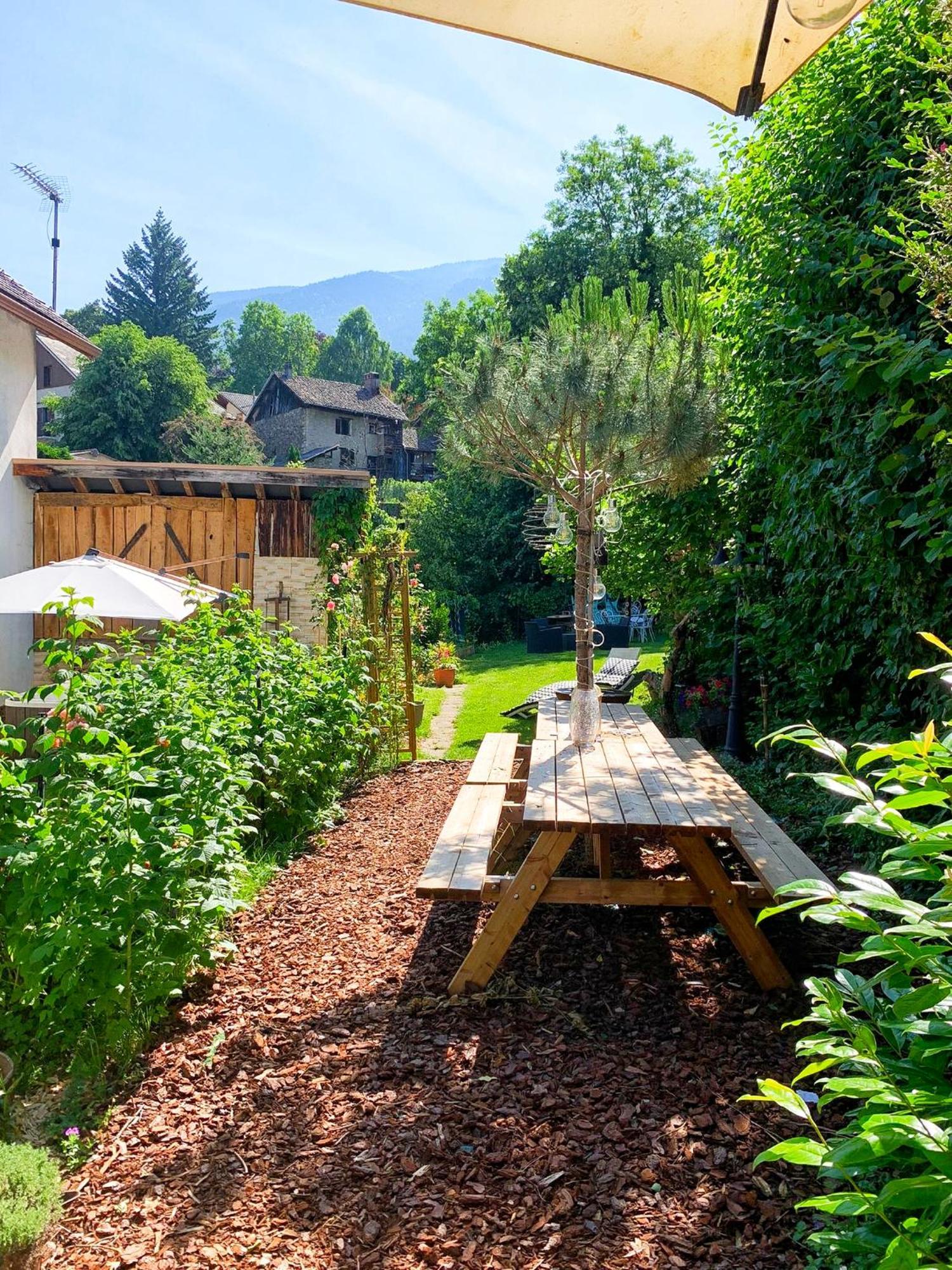 Gite Redrooster Home - 160M2, 4 Ch, 2 Sdb, Fibre, Parking, Sauna, Bain A Remous Theys Exterior photo